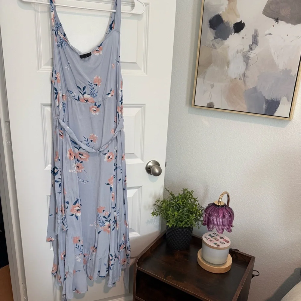 Torrid Light Blue Floral Sundress Size 2 - Picture 4 of 4